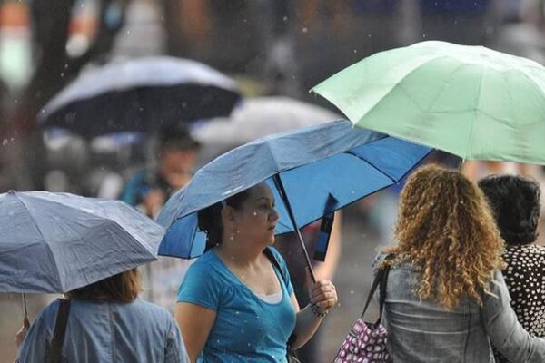 Persisten las precipitaciones este lunes en gran parte del país