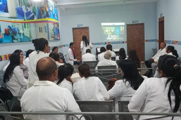 Dictado taller de orientación técnica a estudiantes de las Ciencias de la Salud