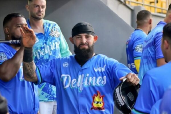 Delfines de La Guaira vapuleó a Guerreros de Lara