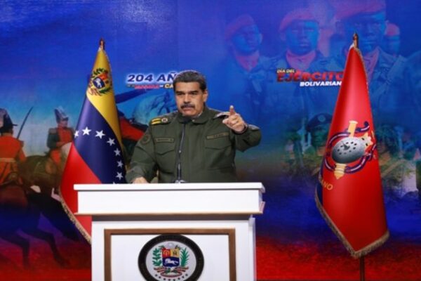 Jefe de Estado ratifica llamado a cumbre por la paz y contra la agresión sionista