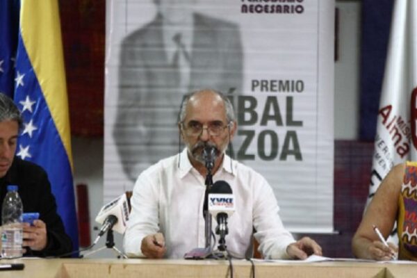 Inician inscripciones para el Premio Aníbal Nazoa 2025