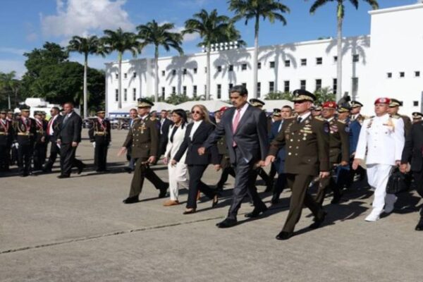 Presidente Maduro otorga ascenso militar conjunto a oficiales de la FANB