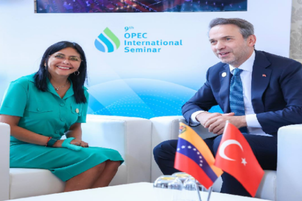 Estado venezolano y Türkiye revisan planes conjuntos de producción de hidrocarburos