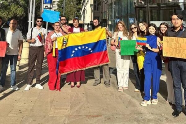 Grupo de Amistad en Azerbaiyán respalda a Venezuela y exige respeto a su soberanía