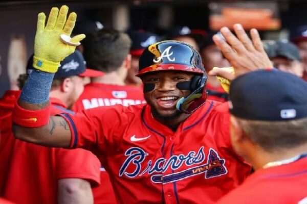 Ronald Acuña Jr. llega a 15 jonrones en la temporada