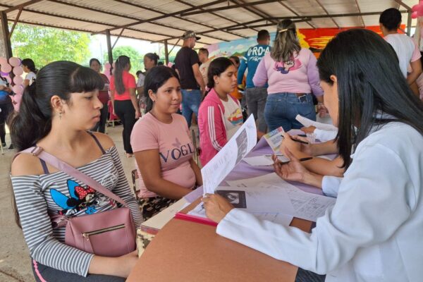 Gran Misión Venezuela Mujer se despliega con atención integral en “Paural”
