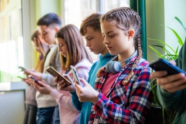 Revelan métodos de protección digital más efectivos para estudiantes
