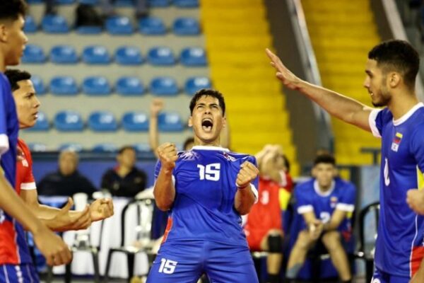 Voleibol criollo se impone 3-2 sobre Guatemala en Panamericano sub-23