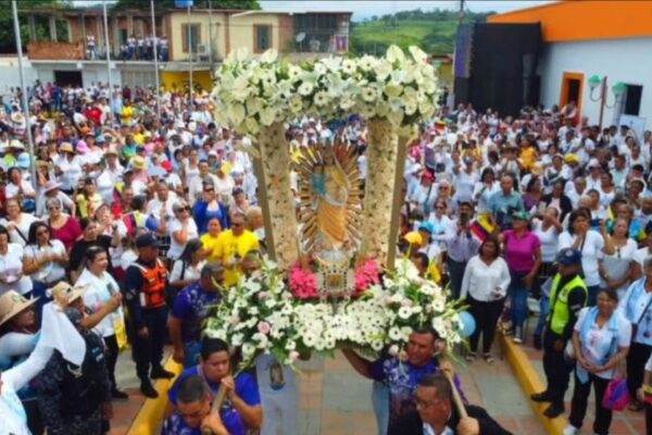 Arranca la peregrinación de Nuestra Señora de la Peña Admirable en Guárico