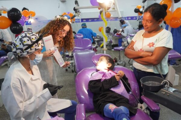 Estudiantes de Odontología de la Unerg realizaron jornada Odontopediátrica gratuita