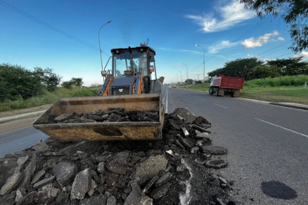 Guárico se transforma: Gobierno Bolivariano acelera el Plan de Asfaltado en Valle de La Pascua