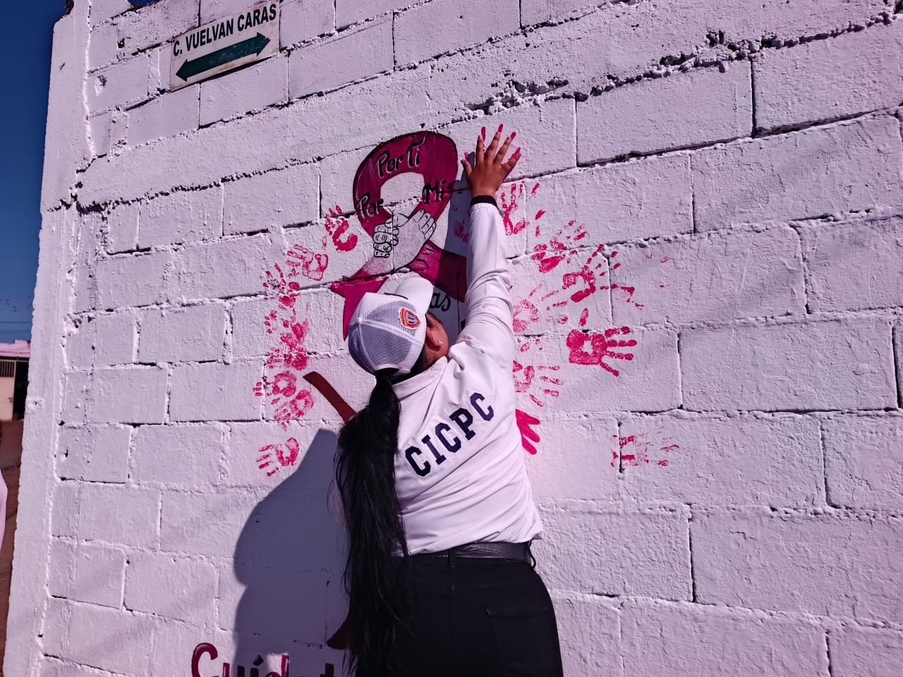 En el marco del Mes Rosa: Inauguran mural preventivo contra el cáncer de mama en el municipio José Tadeo Monagas