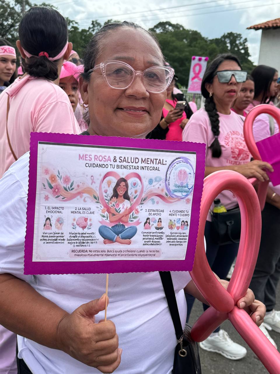 Mujeres guariqueñas marcharon con fuerza y alegría en la Gran Caminata del Mes Rosa